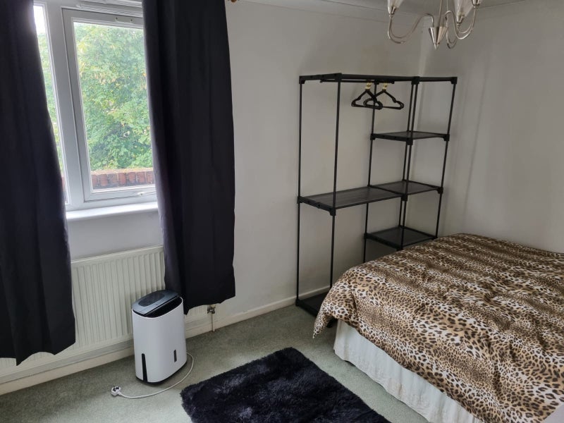 Room Herbert Road in Greater London