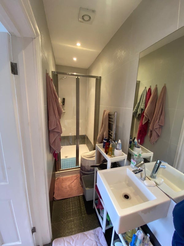 Room Forestdale in Greater London