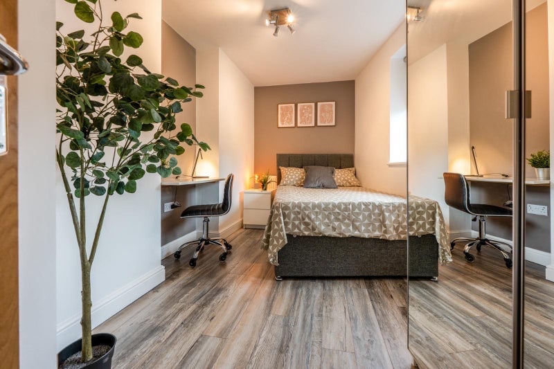 Room Brailsford Road in Manchester