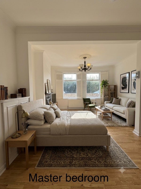 Room Grand Drive in Greater London
