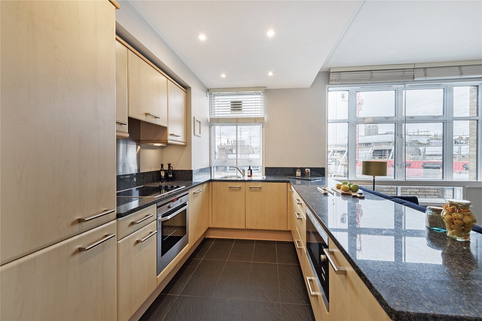 Flat Sloane Street in Greater London