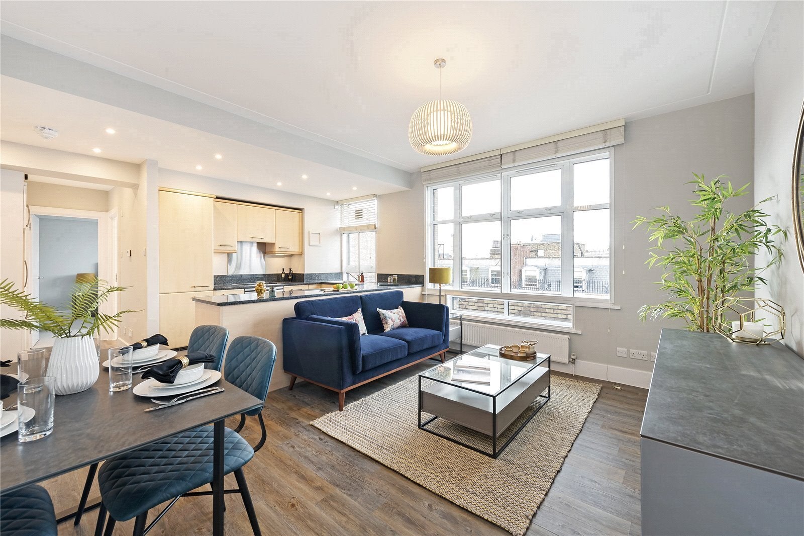 Flat Sloane Street in Greater London