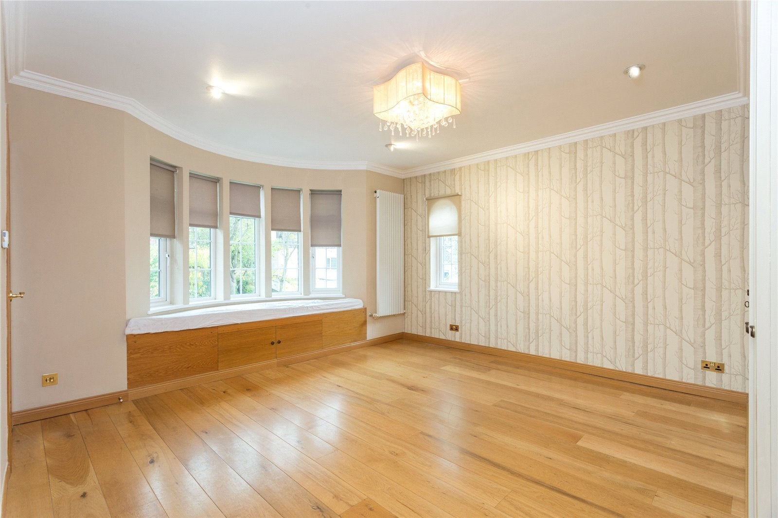House Hermitage Lane in Greater London