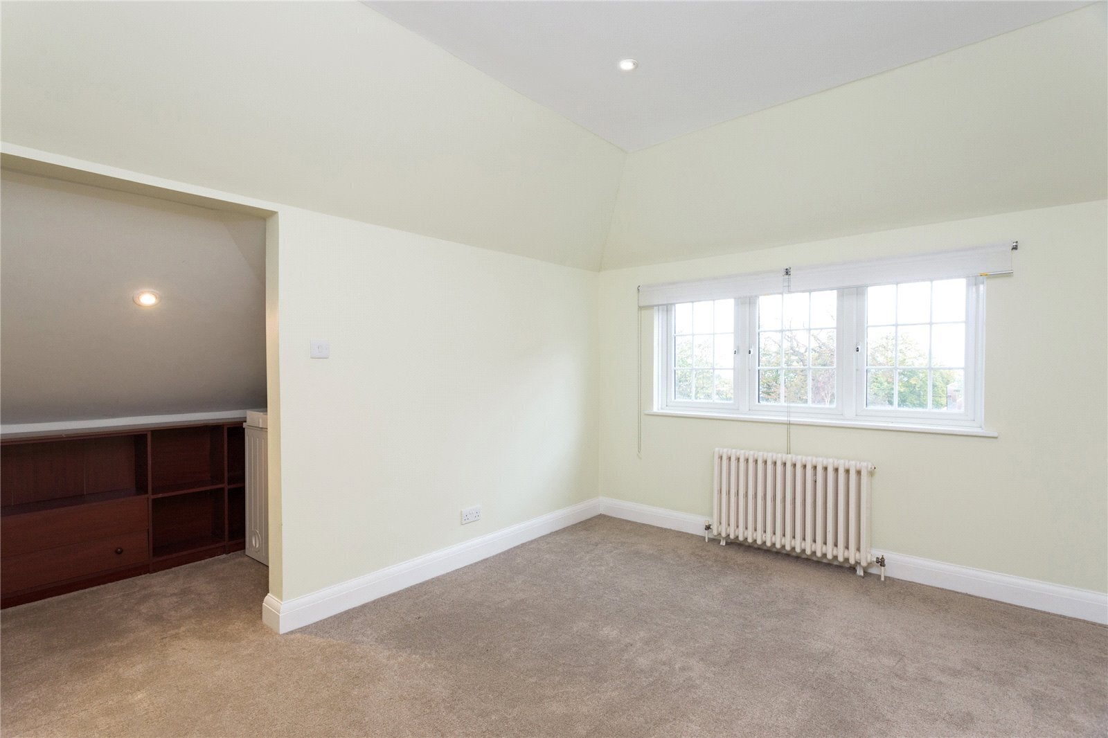 House Hermitage Lane in Greater London
