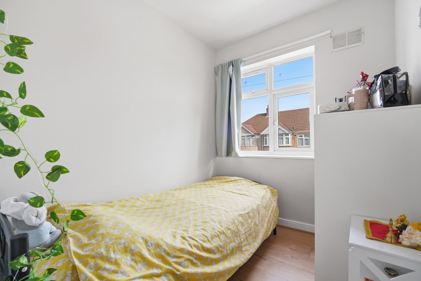 House Seaton Road in Greater London