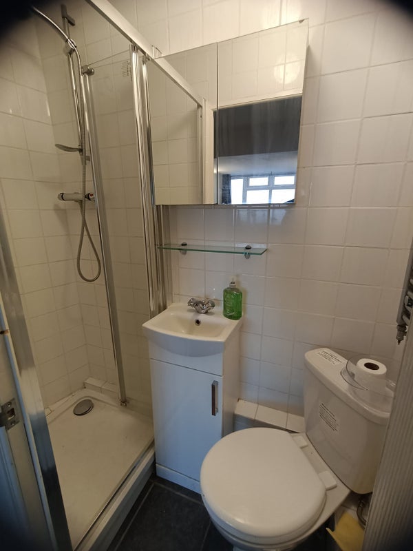 Room Octavia Close in Greater London