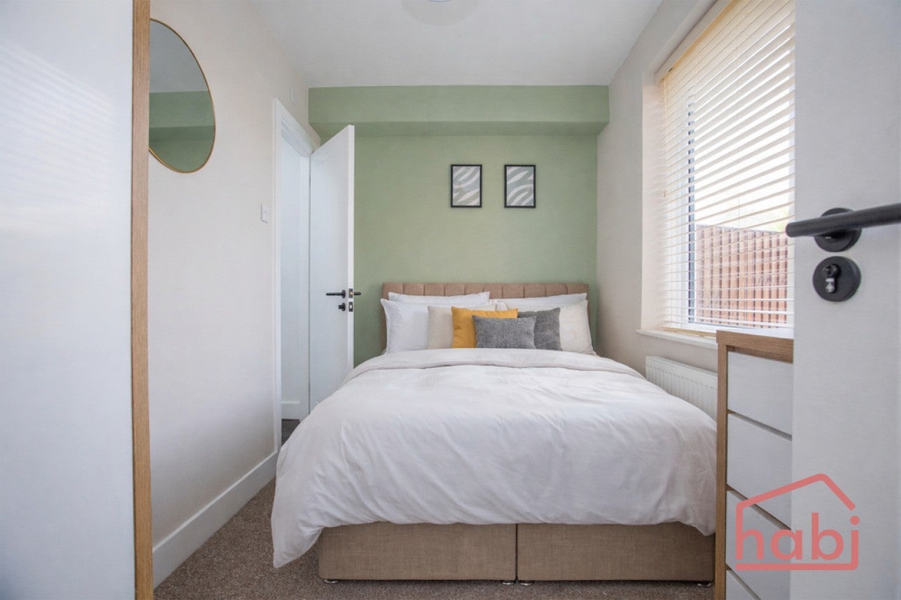 Room Darrell Place in Norwich