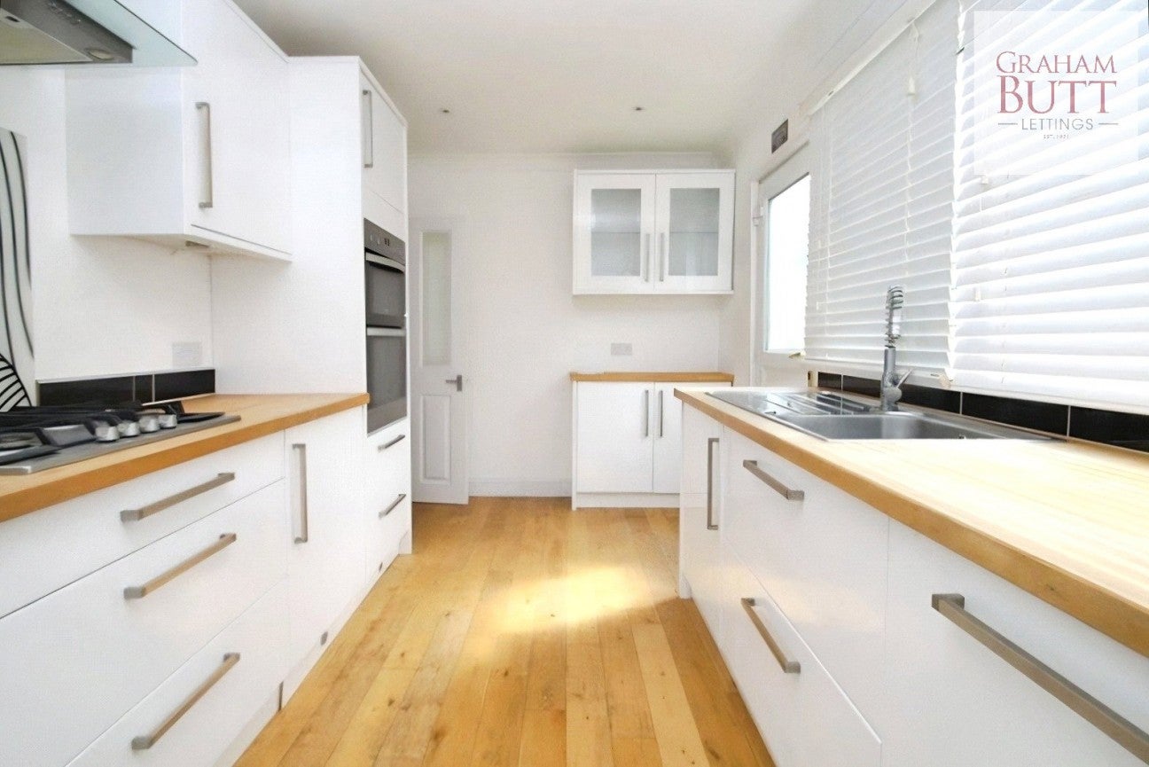 House Meadowside in Arun