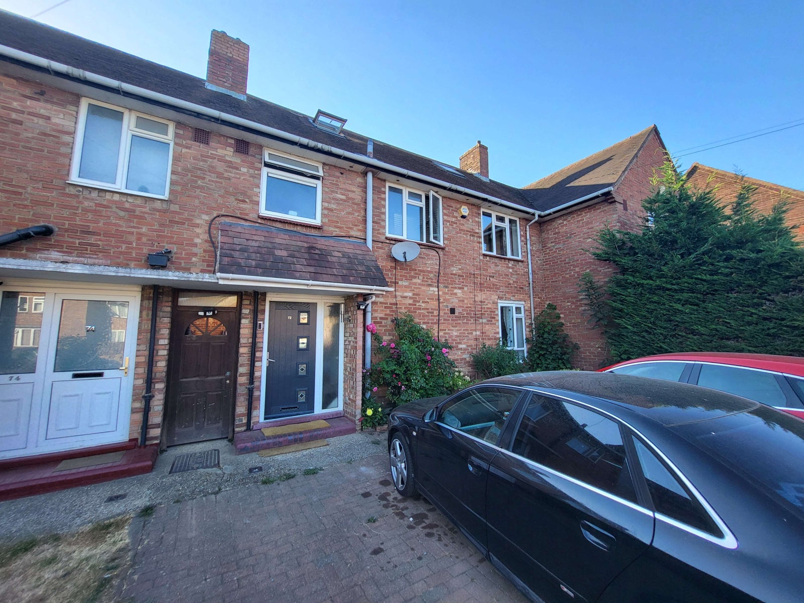 House Abbey Drive in Luton