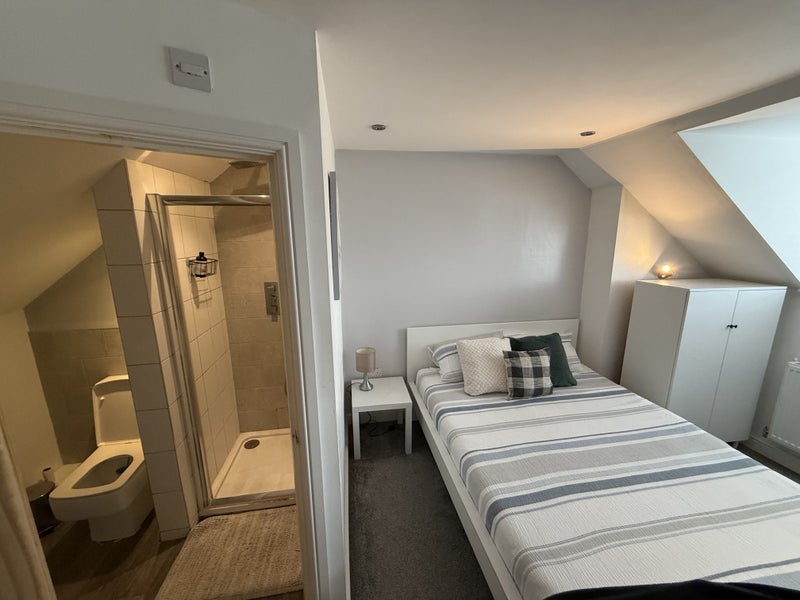 Room Brampton Road in Rotherham