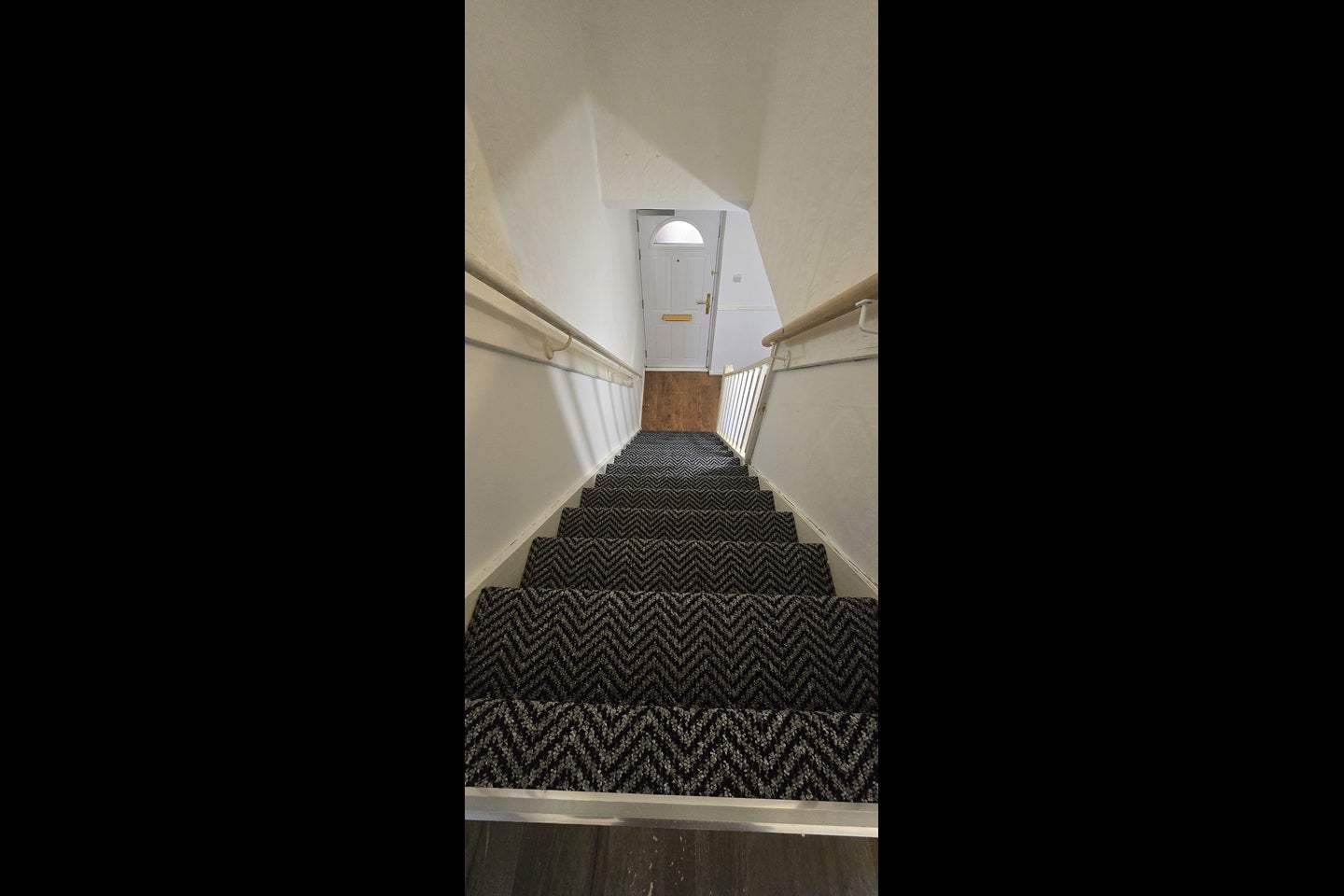 Flat Eastdean Gardens in Leeds