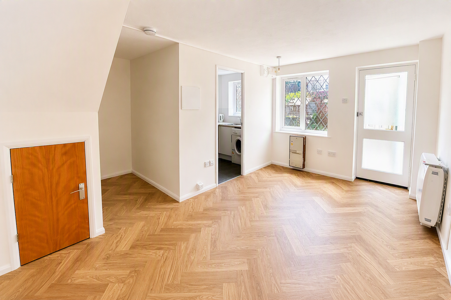 House Hawthorn Close in Greater London