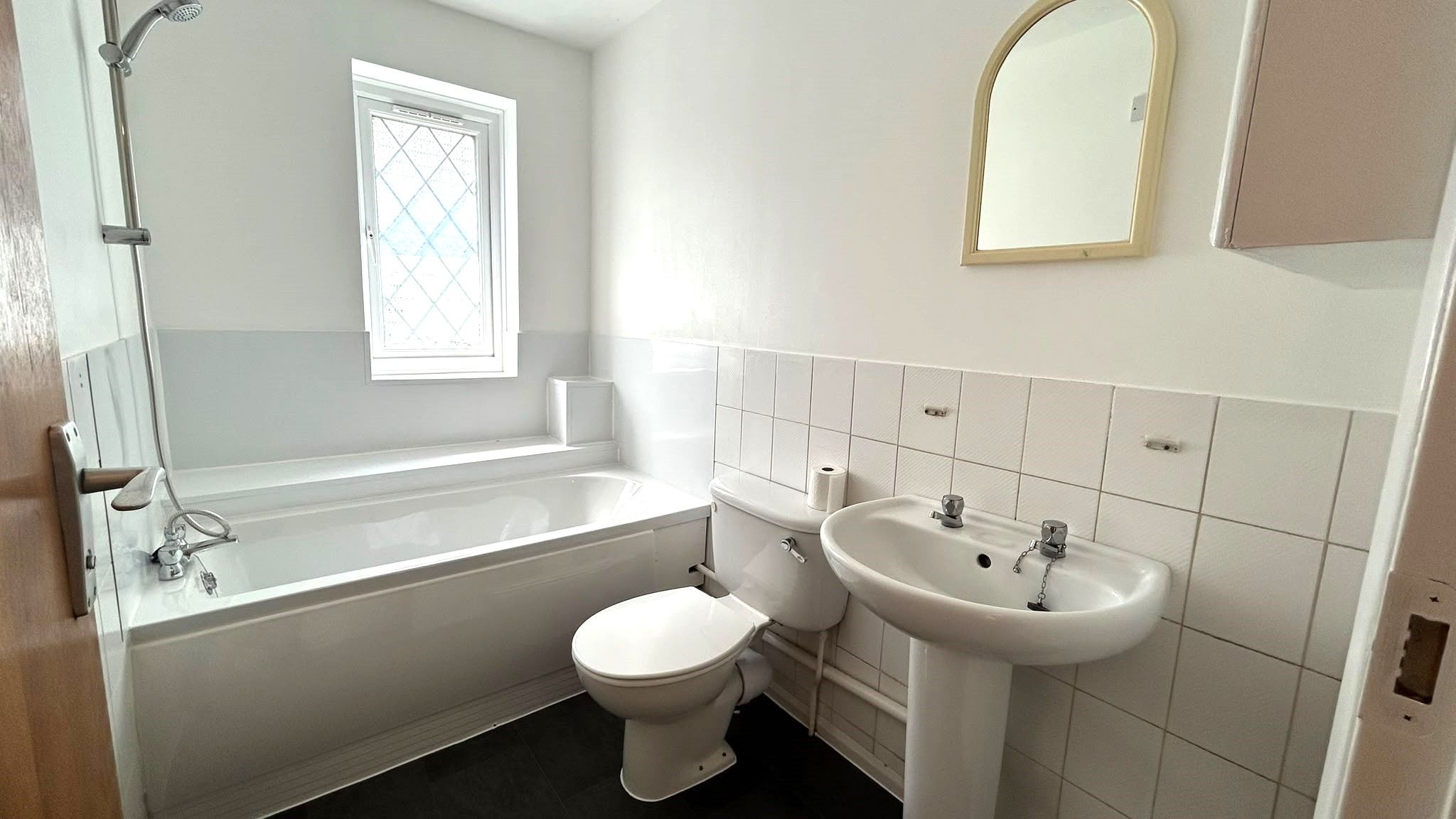 House Hawthorn Close in Greater London