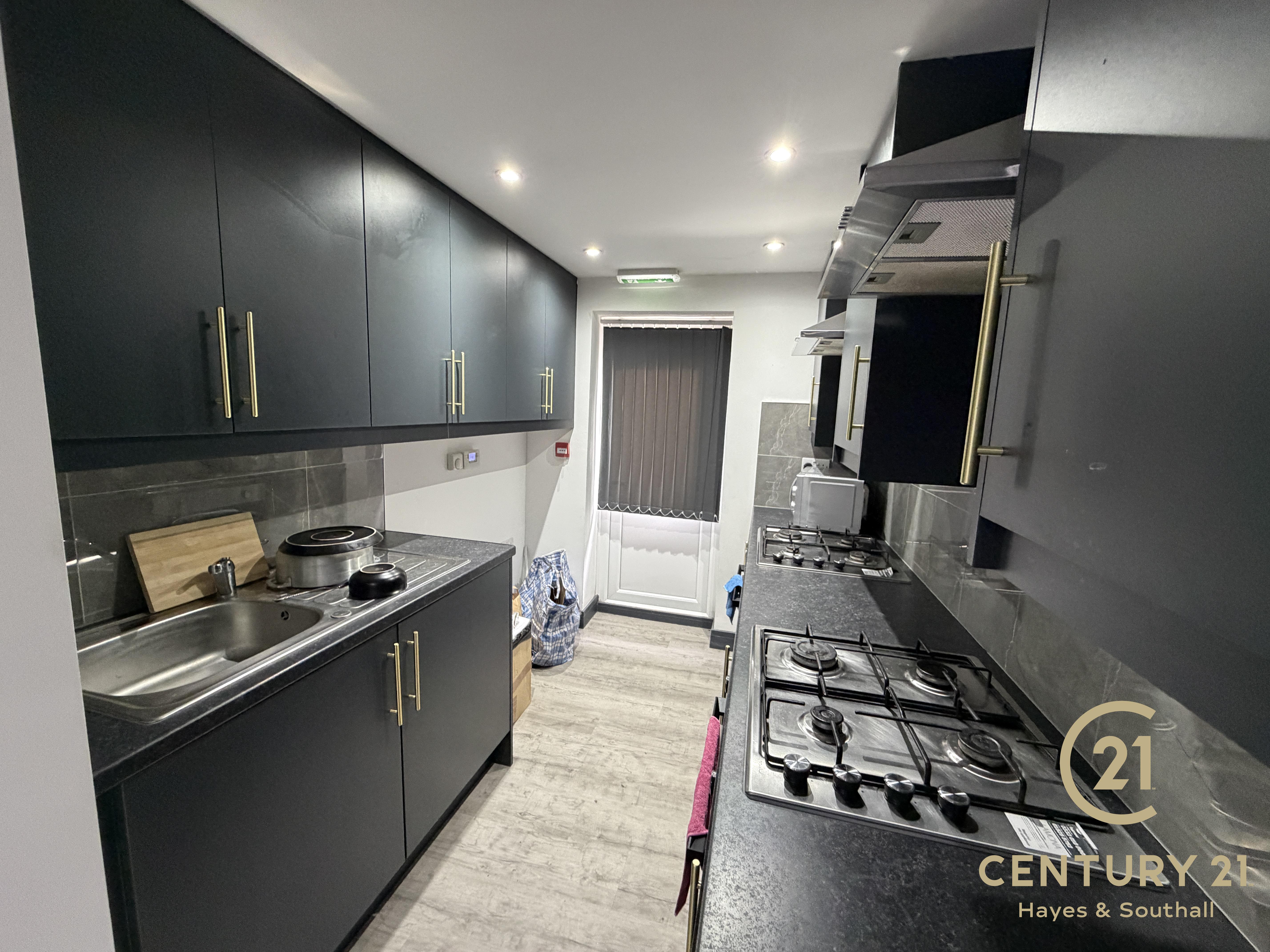 Room Colham Avenue in Greater London