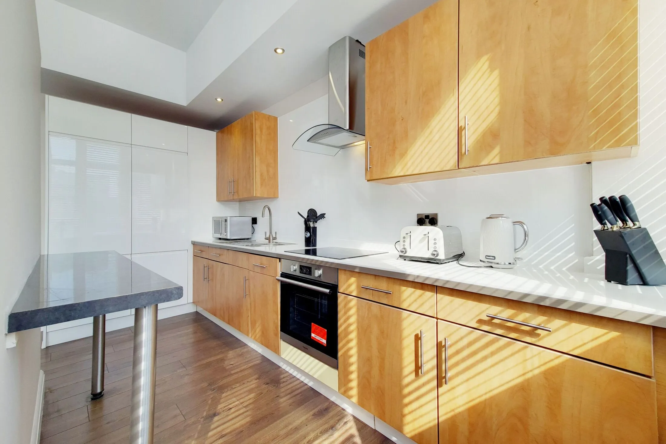 Flat Dingley Road in Greater London