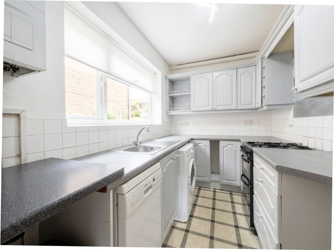 Flat Mulgrave Road in Greater London