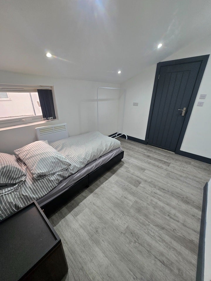 Room Colham Avenue in Greater London