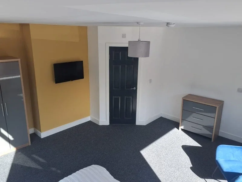 Room Crispin Street in St Helens