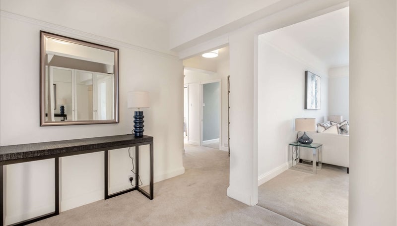 Flat Fulham Road in Greater London