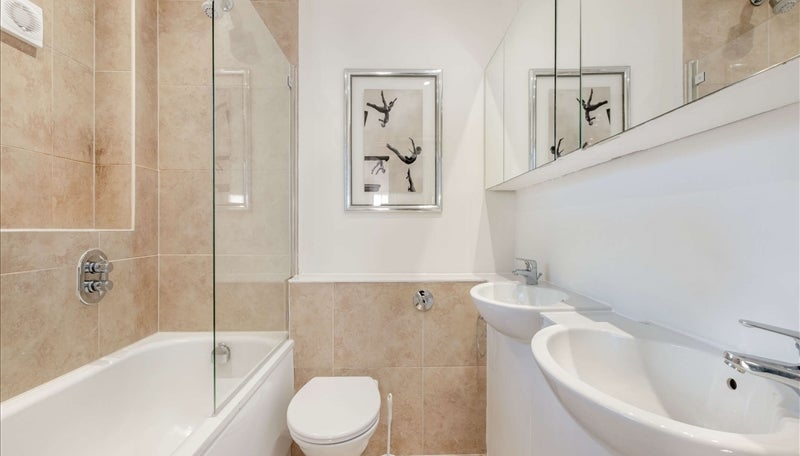 Flat Fulham Road in Greater London