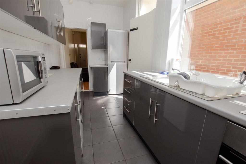 Flat Dawlish Road in Birmingham