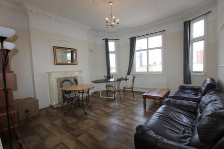 Flat Dale Street in Royal Leamington Spa