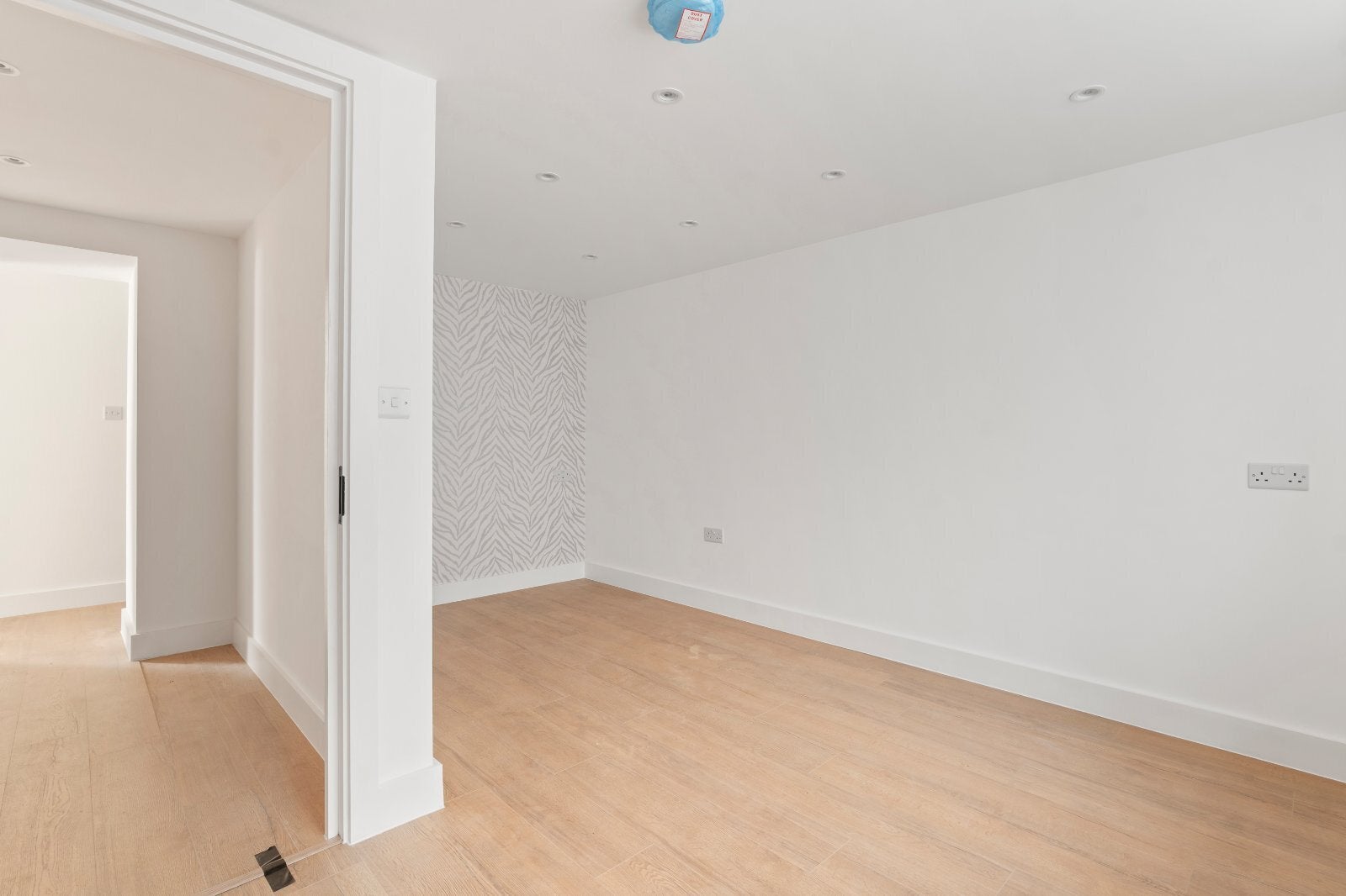 Flat Goswell Road in Greater London