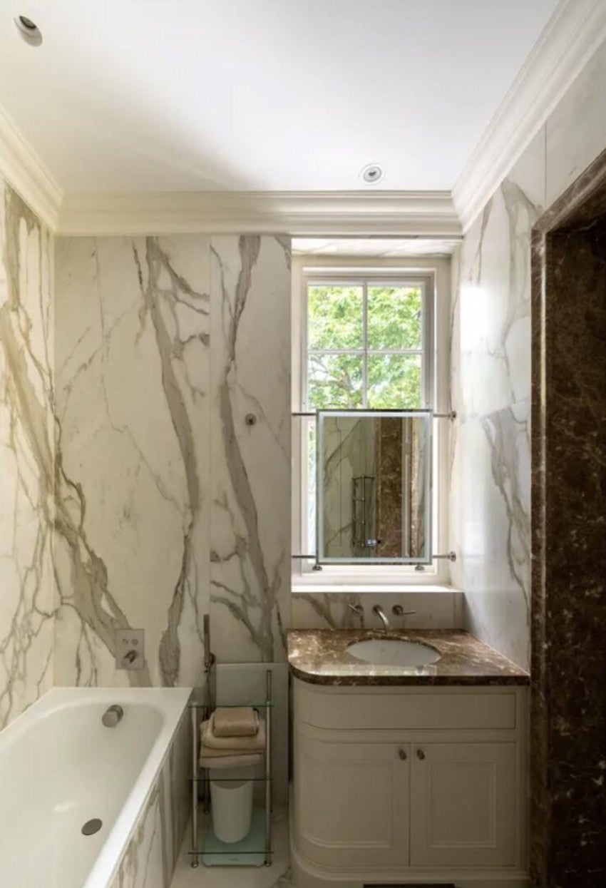 Flat Onslow Square in Greater London