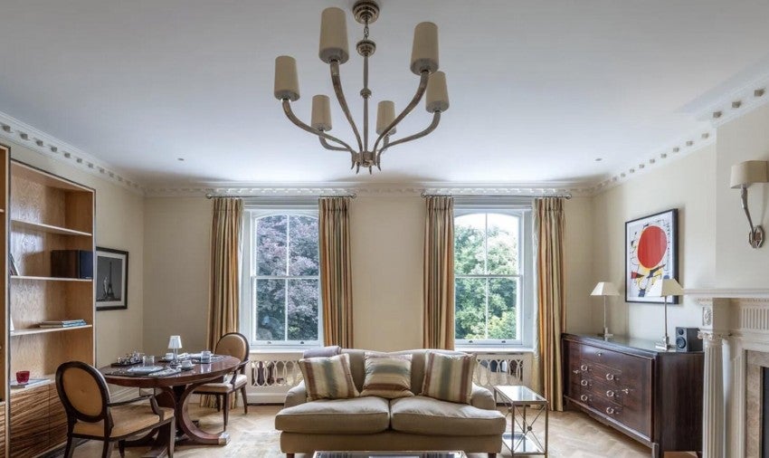 Flat Onslow Square in Greater London
