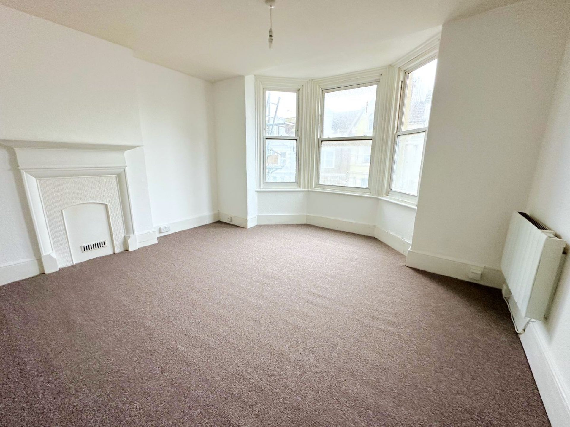Flat Sackville Road in Rother
