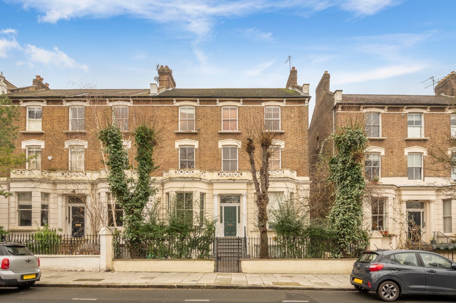 Flat St Charles Square in Greater London