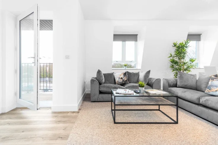 Flat Tollhouse Way in Sandwell