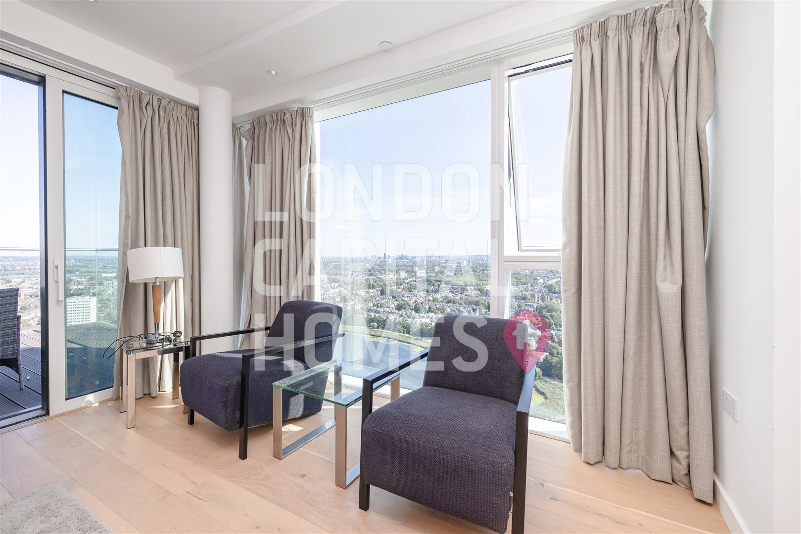 Flat Devan Grove in Greater London