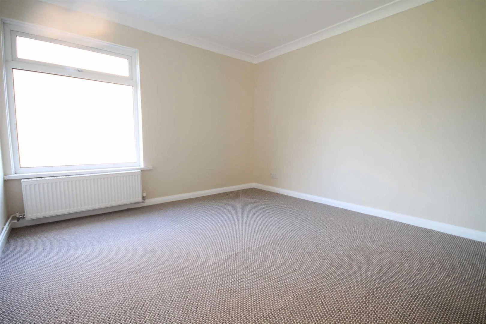 Flat Merthyr Road in Cardiff
