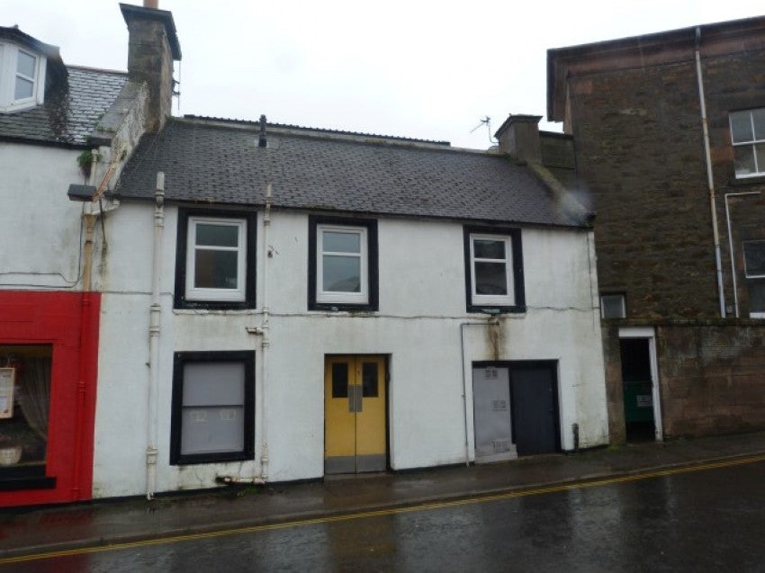 Flat South College Street in Elgin