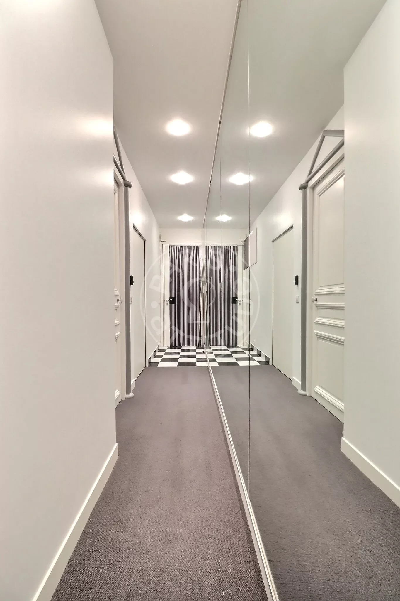 Appartement Rue de la Trémoille à Paris