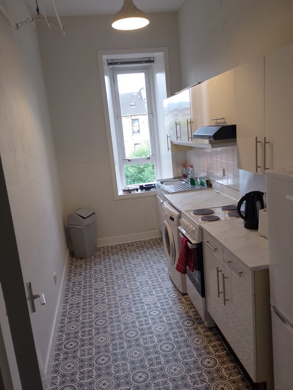 Room Muirpark Street in Glasgow
