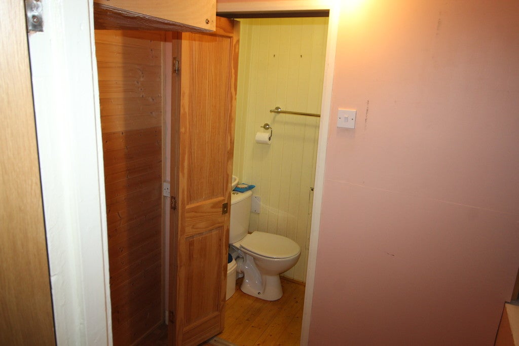 Flat Denecroft Crescent in Greater London