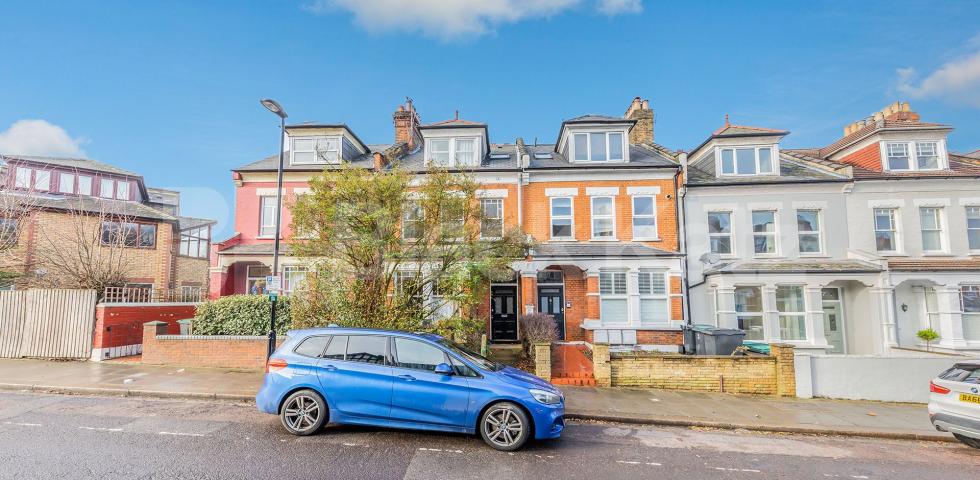 House Parkway in Greater London