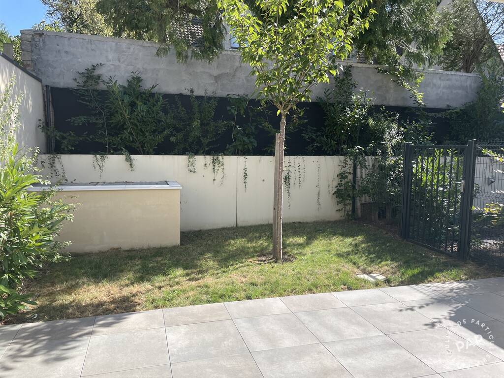 Flat Voie primaire nord du secteur II de Marne-la-Vallée in Champs-sur-Marne