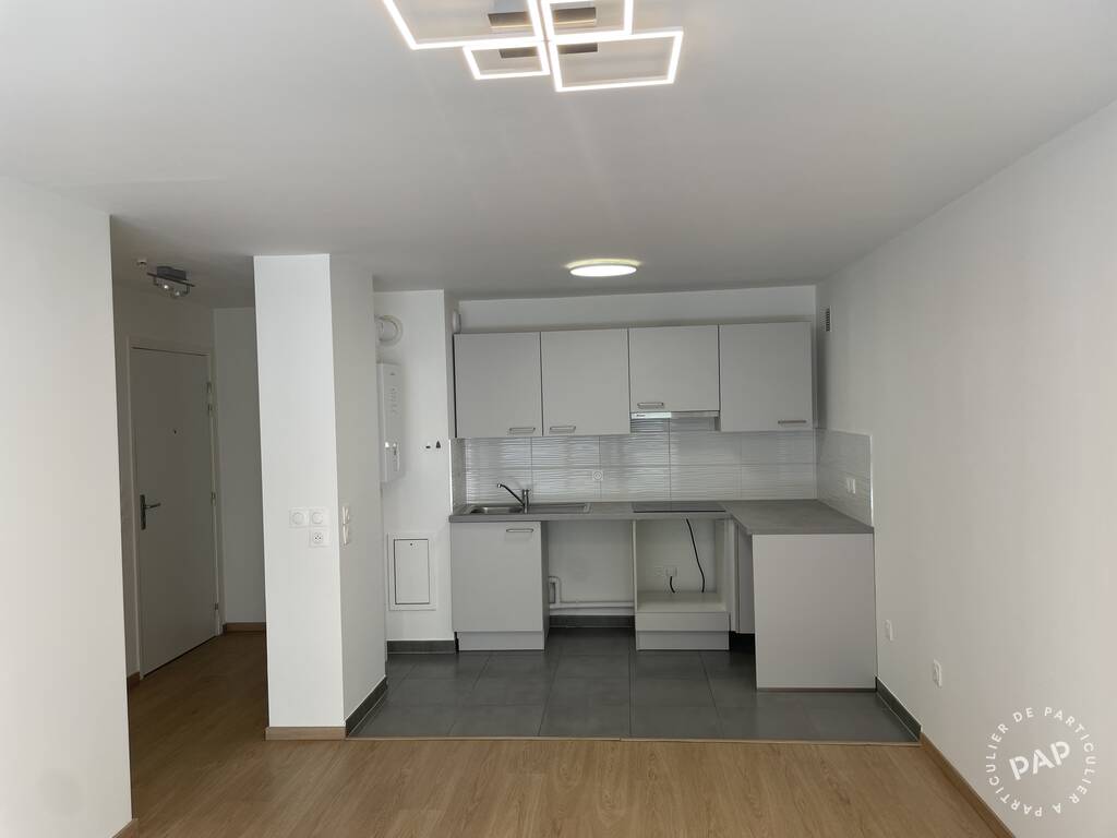 Flat Voie primaire nord du secteur II de Marne-la-Vallée in Champs-sur-Marne