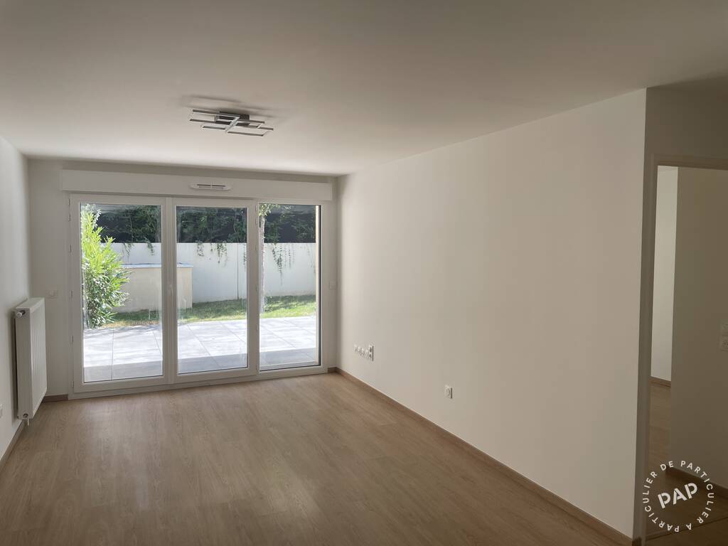 Flat Voie primaire nord du secteur II de Marne-la-Vallée in Champs-sur-Marne