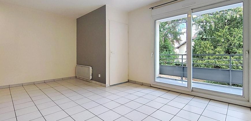 Flat Rue Joliot-Curie in Tassin-la-Demi-Lune