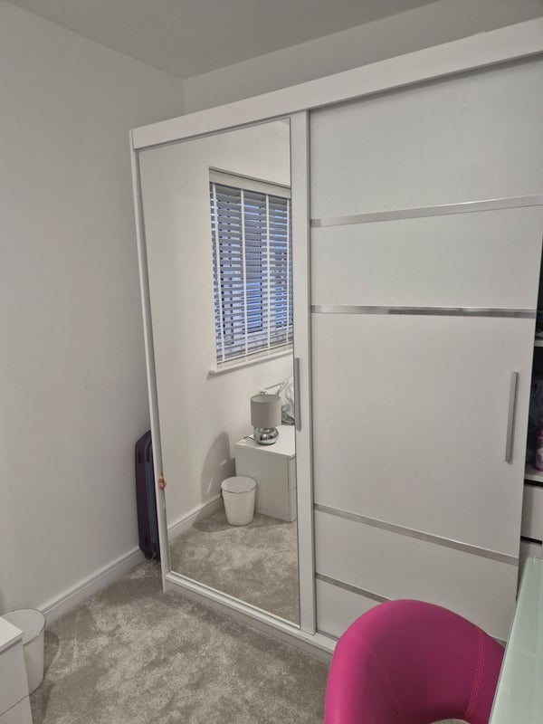 Room Llantrisant Road in Llantwit Fardre