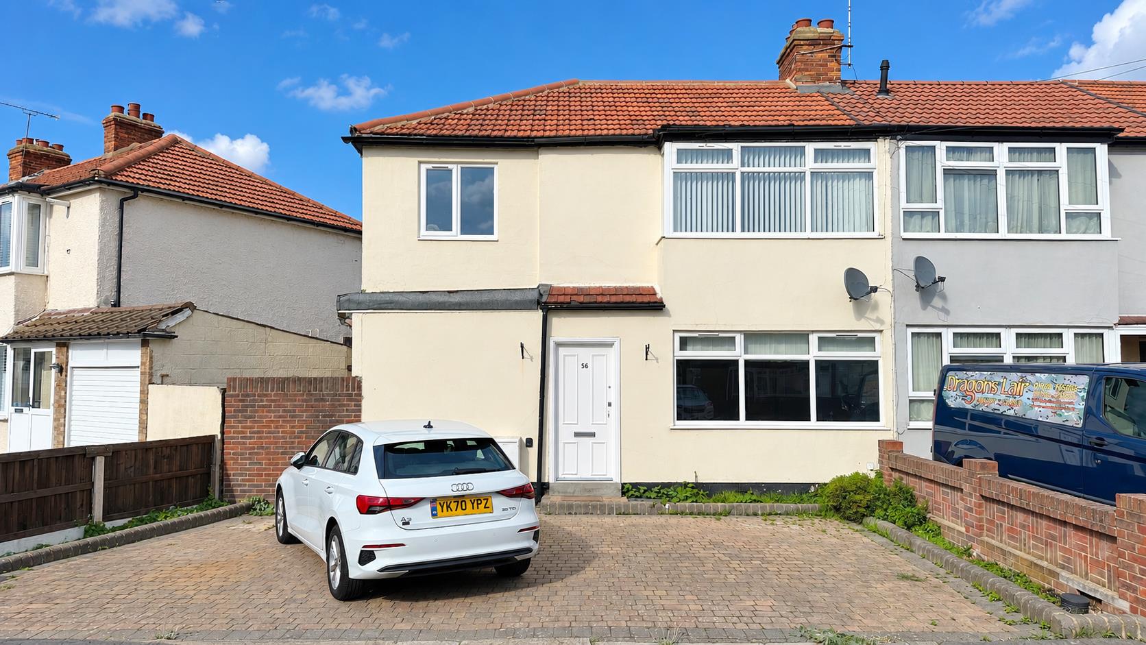 House Linley Crescent in Greater London