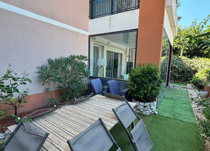 Flat Chemin des Roses in La Seyne-sur-Mer