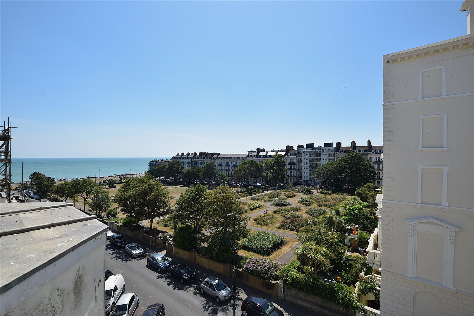 Flat Warrior Square in St Leonards