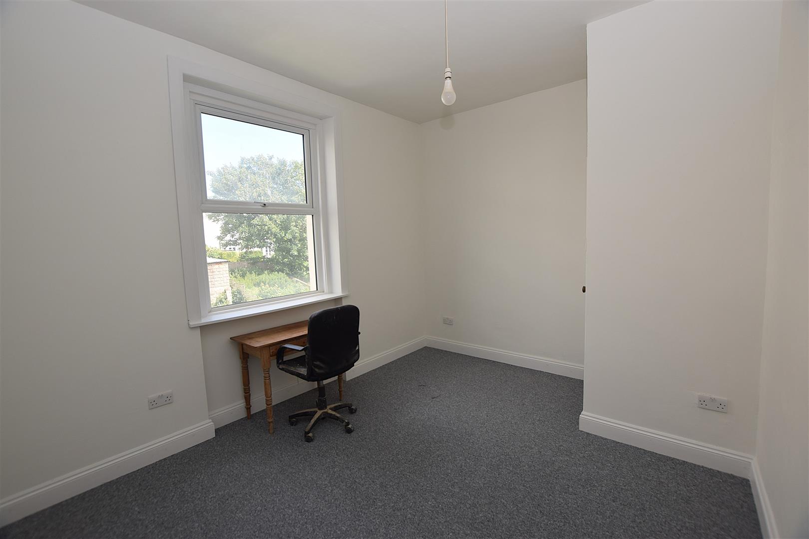 Flat Warrior Square in St Leonards