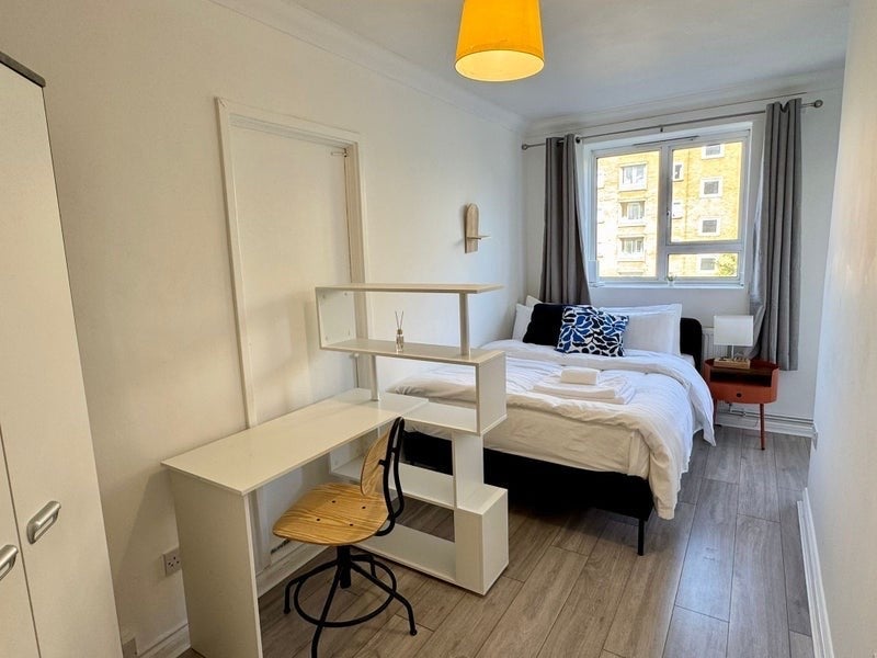 Flat Robert Street in Greater London