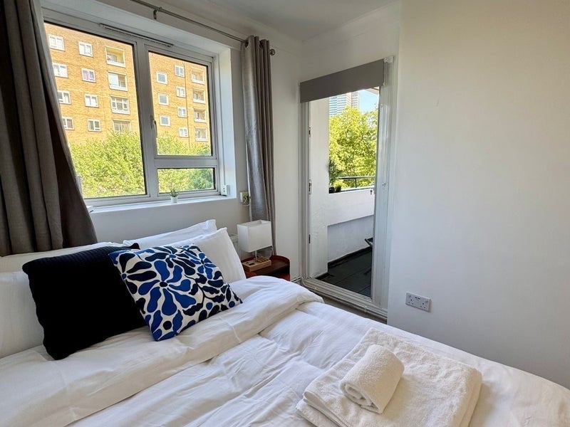 Flat Robert Street in Greater London